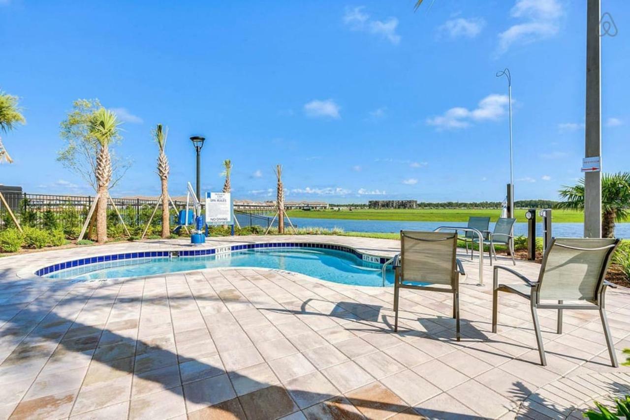 C - New 4 Bedroom Home - 5 Miles To Disney - Free Water Park - Private Pool 키시미 외부 사진
