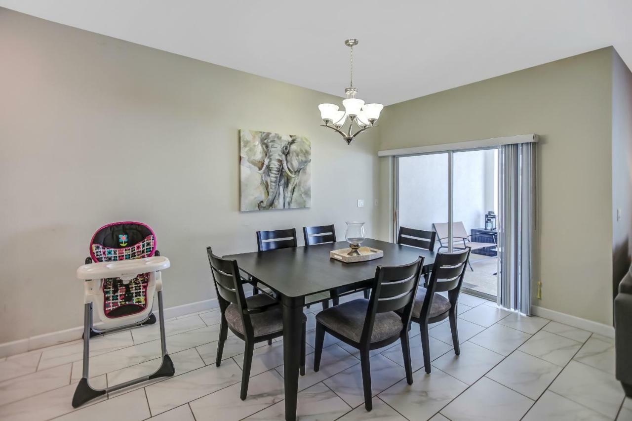 C - New 4 Bedroom Home - 5 Miles To Disney - Free Water Park - Private Pool 키시미 외부 사진