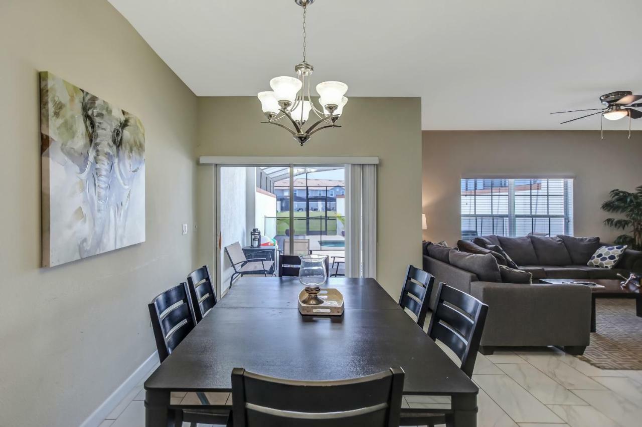 C - New 4 Bedroom Home - 5 Miles To Disney - Free Water Park - Private Pool 키시미 외부 사진